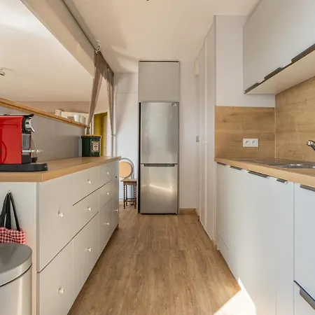 L'authentica - Free Parking & Wifi & Pool - Self Checkin - Ysyka Apartment